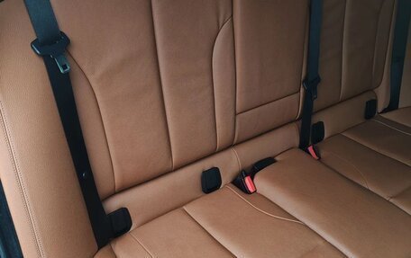 BMW 3 серия, 2017 год, 1 895 000 рублей, 15 фотография