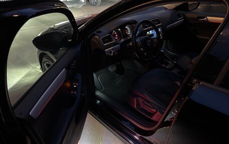 Volkswagen Jetta VI, 2018 год, 1 470 000 рублей, 13 фотография