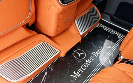 Mercedes-Benz V-Класс, 2024 год, 8 900 000 рублей, 9 фотография