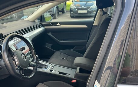 Volkswagen Passat B8 рестайлинг, 2017 год, 1 530 000 рублей, 5 фотография