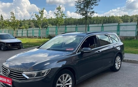 Volkswagen Passat B8 рестайлинг, 2017 год, 1 530 000 рублей, 2 фотография