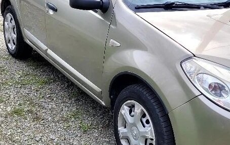 Renault Sandero I, 2010 год, 520 000 рублей, 3 фотография