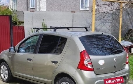 Renault Sandero I, 2010 год, 520 000 рублей, 2 фотография