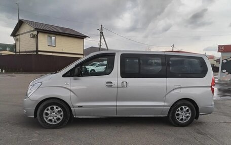 Hyundai Grand Starex Grand Starex I рестайлинг 2, 2008 год, 1 300 000 рублей, 3 фотография