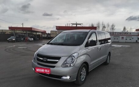Hyundai Grand Starex Grand Starex I рестайлинг 2, 2008 год, 1 300 000 рублей, 2 фотография