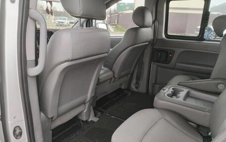 Hyundai Grand Starex Grand Starex I рестайлинг 2, 2008 год, 1 300 000 рублей, 12 фотография