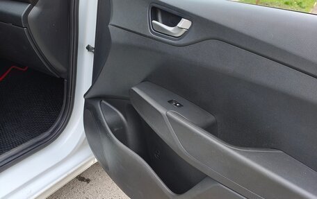 Hyundai Solaris II рестайлинг, 2017 год, 840 000 рублей, 7 фотография