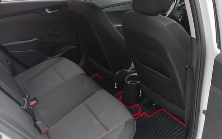 Hyundai Solaris II рестайлинг, 2017 год, 840 000 рублей, 4 фотография