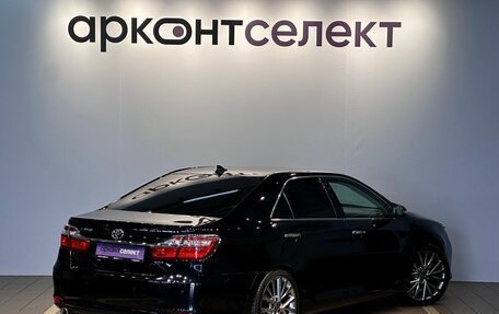 Toyota Camry, 2018 год, 2 375 000 рублей, 2 фотография