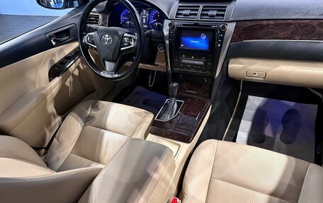 Toyota Camry, 2018 год, 2 375 000 рублей, 17 фотография