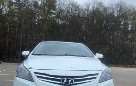 Hyundai Solaris II рестайлинг, 2014 год, 1 100 000 рублей, 2 фотография