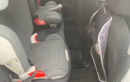 Hyundai Solaris II рестайлинг, 2014 год, 1 100 000 рублей, 17 фотография