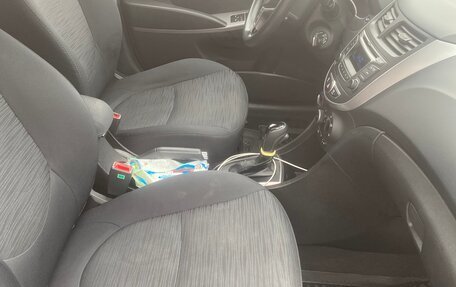 Hyundai Solaris II рестайлинг, 2014 год, 1 100 000 рублей, 21 фотография