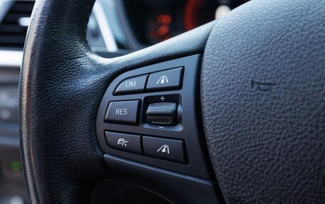 BMW 3 серия, 2018 год, 2 290 000 рублей, 15 фотография