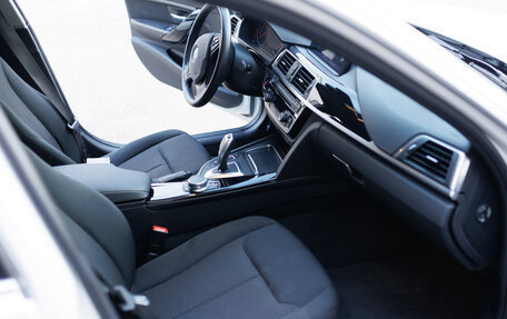 BMW 3 серия, 2018 год, 2 290 000 рублей, 20 фотография