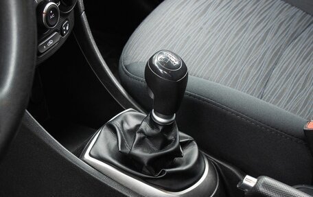 Hyundai Solaris II рестайлинг, 2015 год, 900 000 рублей, 19 фотография