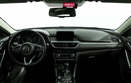 Mazda 6, 2018 год, 1 899 000 рублей, 13 фотография