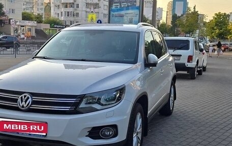 Volkswagen Tiguan I, 2011 год, 1 750 000 рублей, 3 фотография