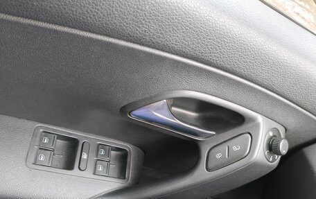 Volkswagen Polo VI (EU Market), 2018 год, 1 050 000 рублей, 18 фотография