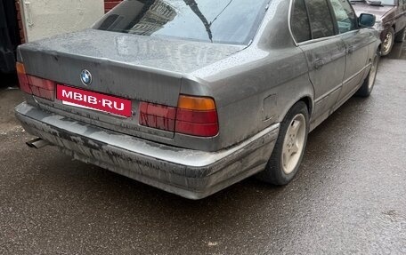 BMW 5 серия, 1988 год, 190 000 рублей, 2 фотография