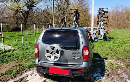 Chevrolet Niva I рестайлинг, 2016 год, 600 000 рублей, 3 фотография