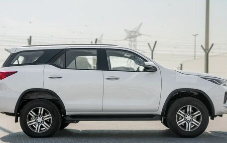 Toyota Fortuner II, 2025 год, 4 915 000 рублей, 2 фотография