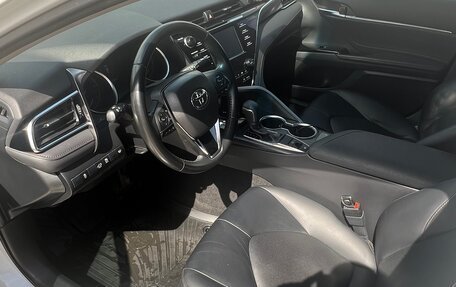 Toyota Camry, 2019 год, 2 520 000 рублей, 13 фотография