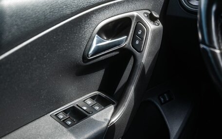 Volkswagen Polo VI (EU Market), 2018 год, 1 400 000 рублей, 24 фотография