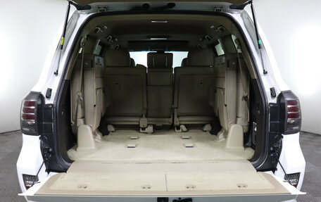 Toyota Land Cruiser 200, 2010 год, 2 800 000 рублей, 10 фотография