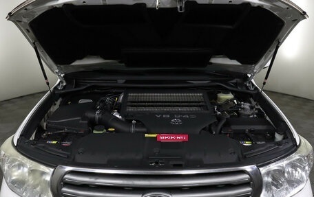 Toyota Land Cruiser 200, 2010 год, 2 800 000 рублей, 9 фотография