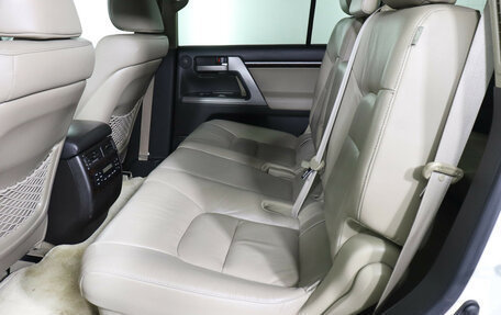 Toyota Land Cruiser 200, 2010 год, 2 800 000 рублей, 12 фотография