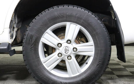 Toyota Land Cruiser 200, 2010 год, 2 800 000 рублей, 24 фотография