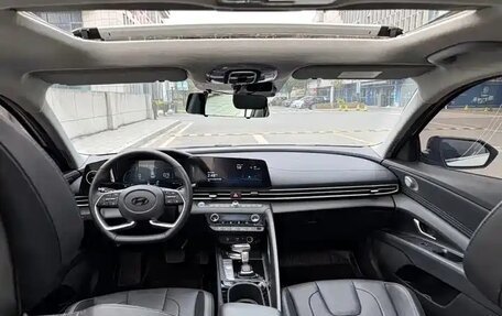 Hyundai Elantra, 2022 год, 1 449 010 рублей, 8 фотография