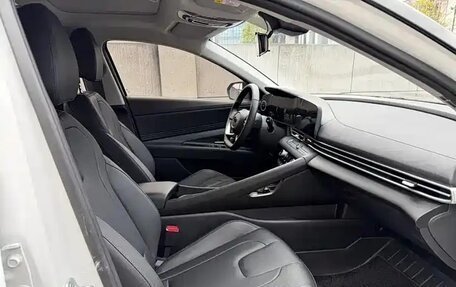 Hyundai Elantra, 2022 год, 1 449 010 рублей, 10 фотография