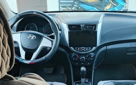 Hyundai Solaris II рестайлинг, 2014 год, 750 000 рублей, 8 фотография