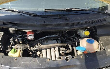 Volkswagen Transporter T5 рестайлинг, 2008 год, 878 000 рублей, 11 фотография