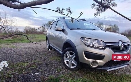 Renault Sandero II рестайлинг, 2018 год, 890 000 рублей, 3 фотография