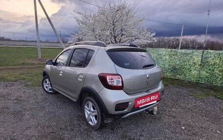 Renault Sandero II рестайлинг, 2018 год, 890 000 рублей, 4 фотография