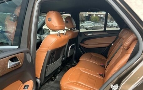 Mercedes-Benz GLE, 2015 год, 2 850 000 рублей, 17 фотография