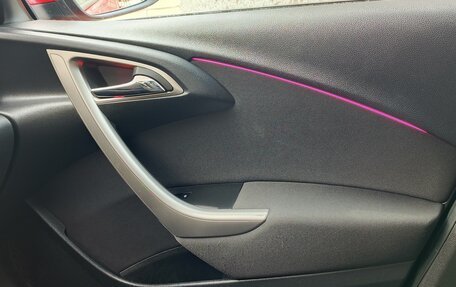 Opel Astra J, 2011 год, 750 000 рублей, 3 фотография