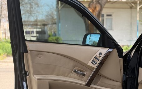 BMW 5 серия, 2006 год, 1 330 000 рублей, 18 фотография