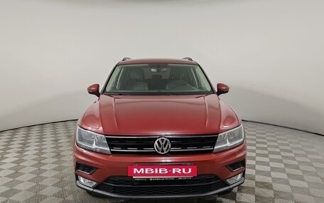 Volkswagen Tiguan II, 2017 год, 1 729 000 рублей, 2 фотография