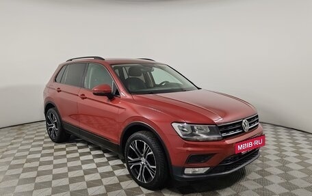 Volkswagen Tiguan II, 2017 год, 1 729 000 рублей, 3 фотография