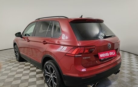 Volkswagen Tiguan II, 2017 год, 1 729 000 рублей, 7 фотография
