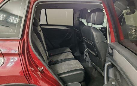 Volkswagen Tiguan II, 2017 год, 1 729 000 рублей, 20 фотография