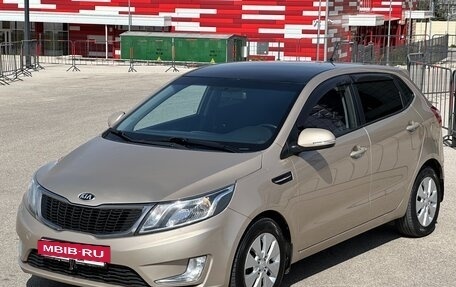KIA Rio III рестайлинг, 2014 год, 1 097 000 рублей, 10 фотография
