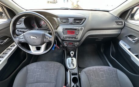 KIA Rio III рестайлинг, 2014 год, 1 097 000 рублей, 30 фотография
