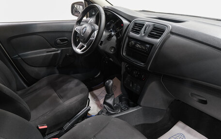 Renault Logan II, 2019 год, 789 000 рублей, 13 фотография