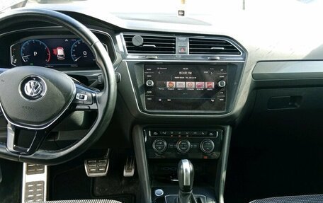 Volkswagen Tiguan II, 2020 год, 2 400 000 рублей, 5 фотография