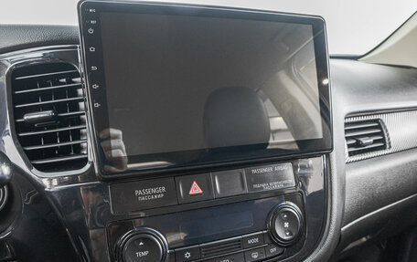 Mitsubishi Outlander III рестайлинг 3, 2013 год, 1 249 000 рублей, 16 фотография